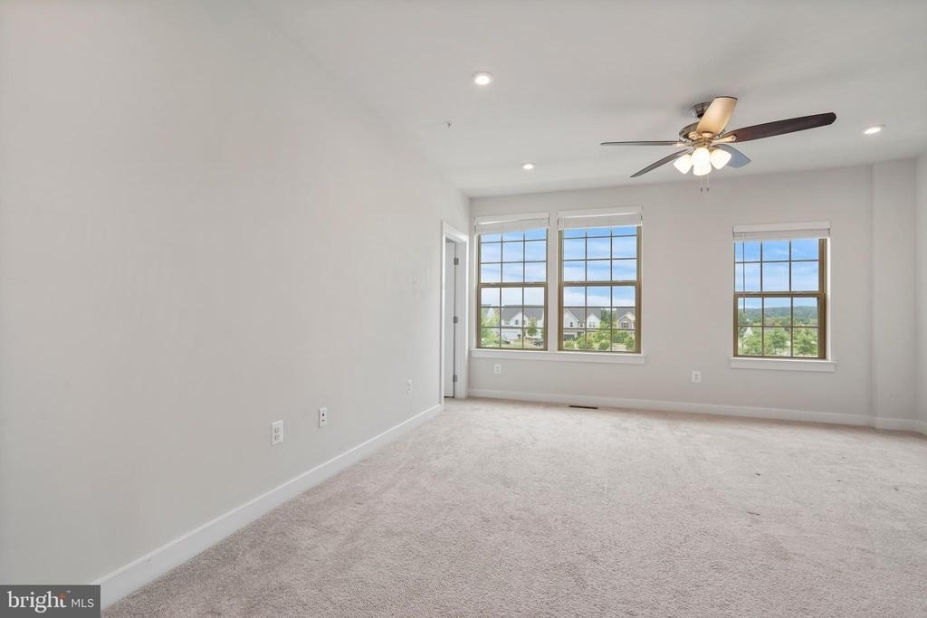 5908 Etterbeek Street - Photo 19