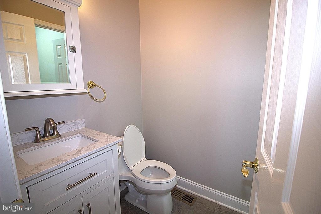 2919 Ritchie Avenue - Photo 3