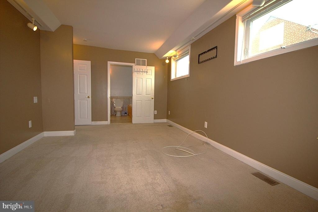 2919 Ritchie Avenue - Photo 12