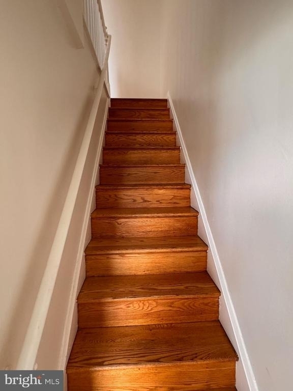 4104 Erdman Avenue - Photo 1