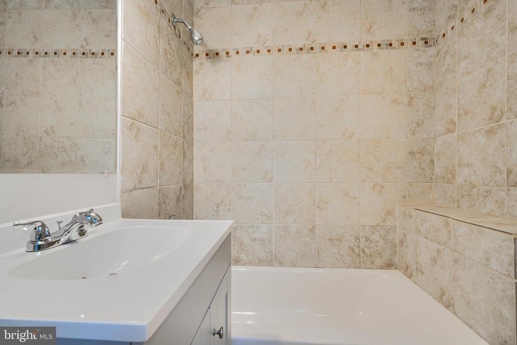 3014 Hamilton Avenue - Photo 27