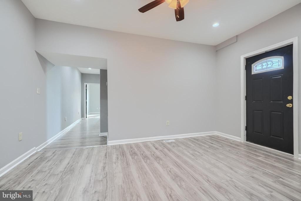 3014 Hamilton Avenue - Photo 8