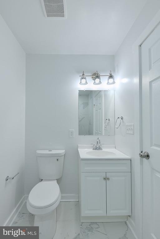 2330 Bryant Avenue - Photo 13