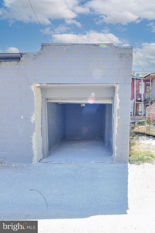 2330 Bryant Avenue - Photo 27