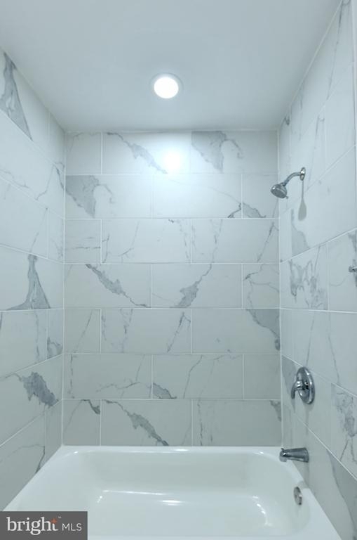 2330 Bryant Avenue - Photo 12