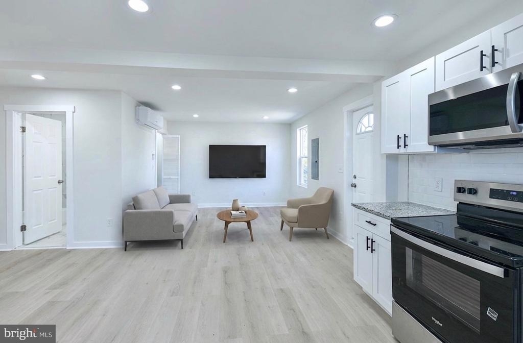 2330 Bryant Avenue - Photo 7