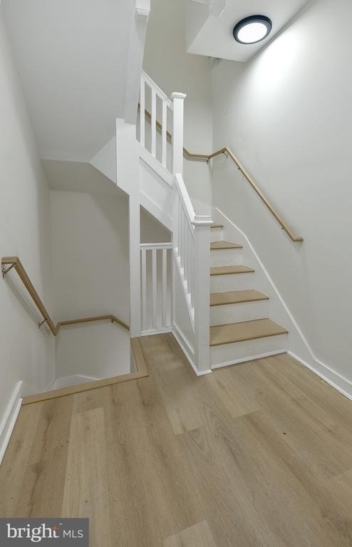2330 Bryant Avenue - Photo 19