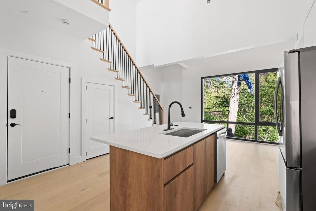 2504 41st Street Nw - Photo 7