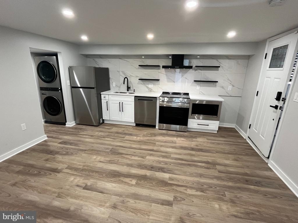 327 Whittier Street Nw - Photo 1