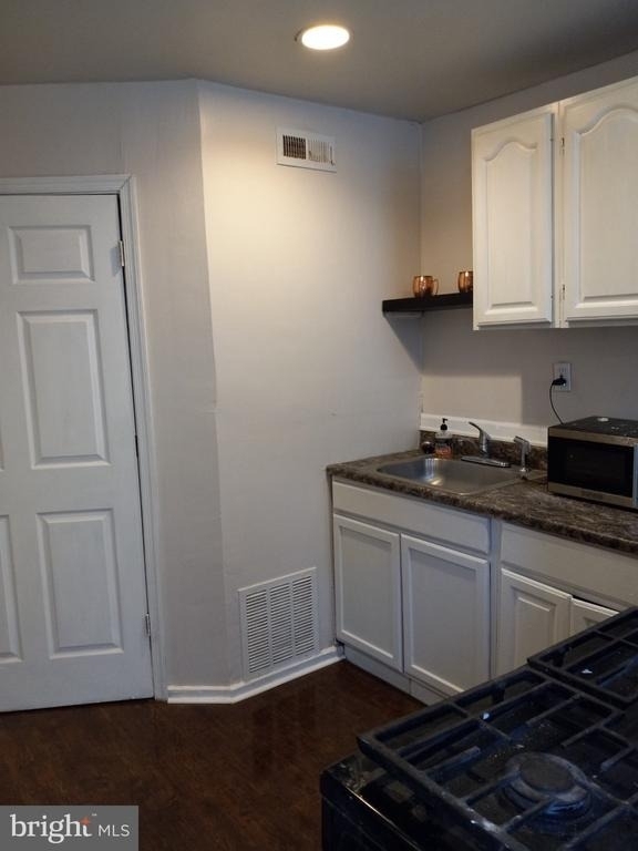 1406 5th Street Nw - Photo 3