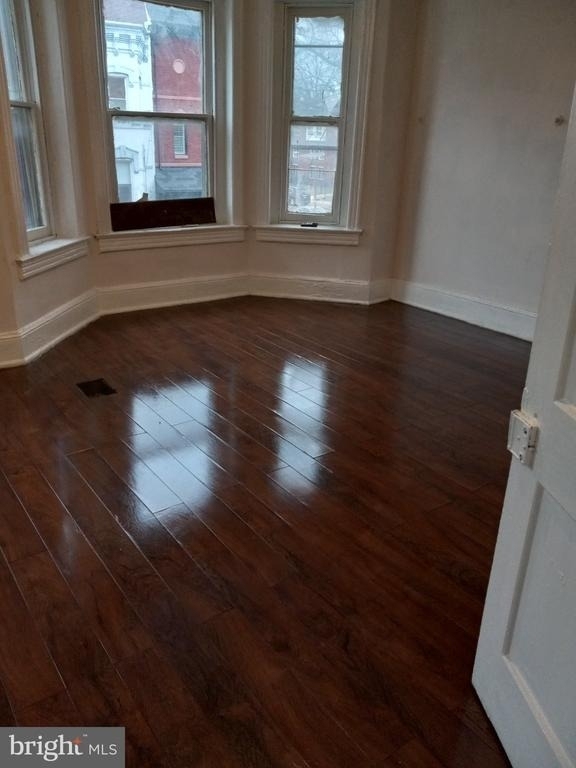 1406 5th Street Nw - Photo 4
