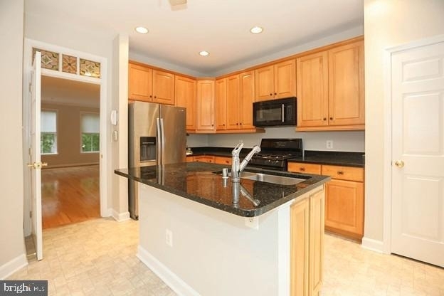 722 Capitol Square Place Sw - Photo 8
