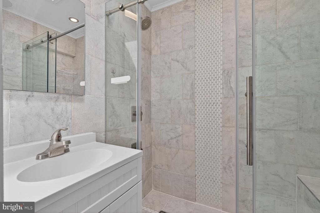 2218 16th Street Ne - Photo 10