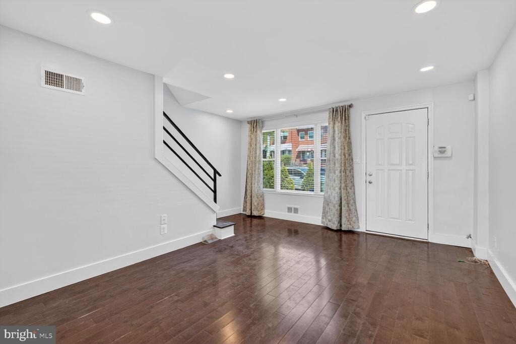 2218 16th Street Ne - Photo 1