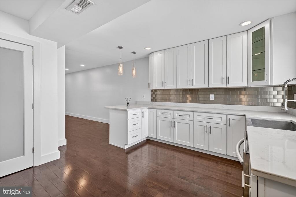 2218 16th Street Ne - Photo 6