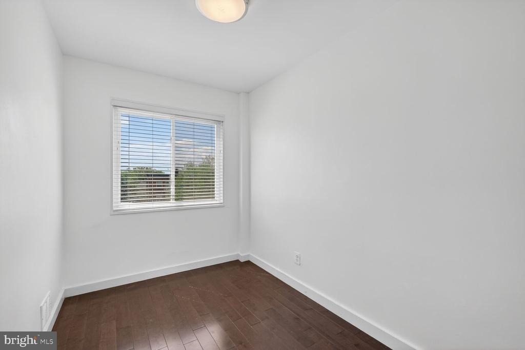2218 16th Street Ne - Photo 11