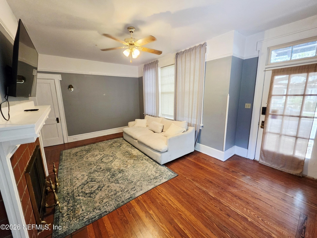 146 6th Street - Photo 2