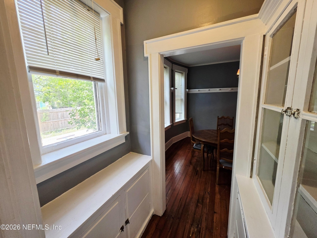 146 6th Street - Photo 8