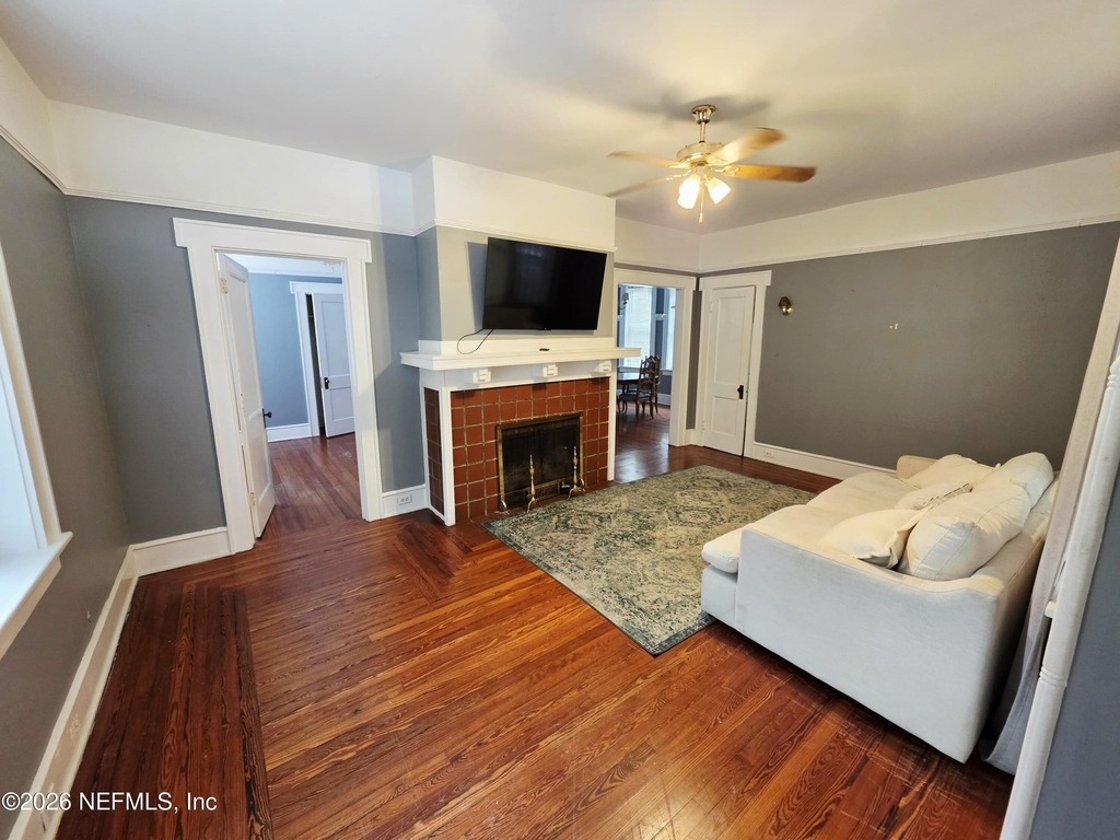 146 6th Street - Photo 3
