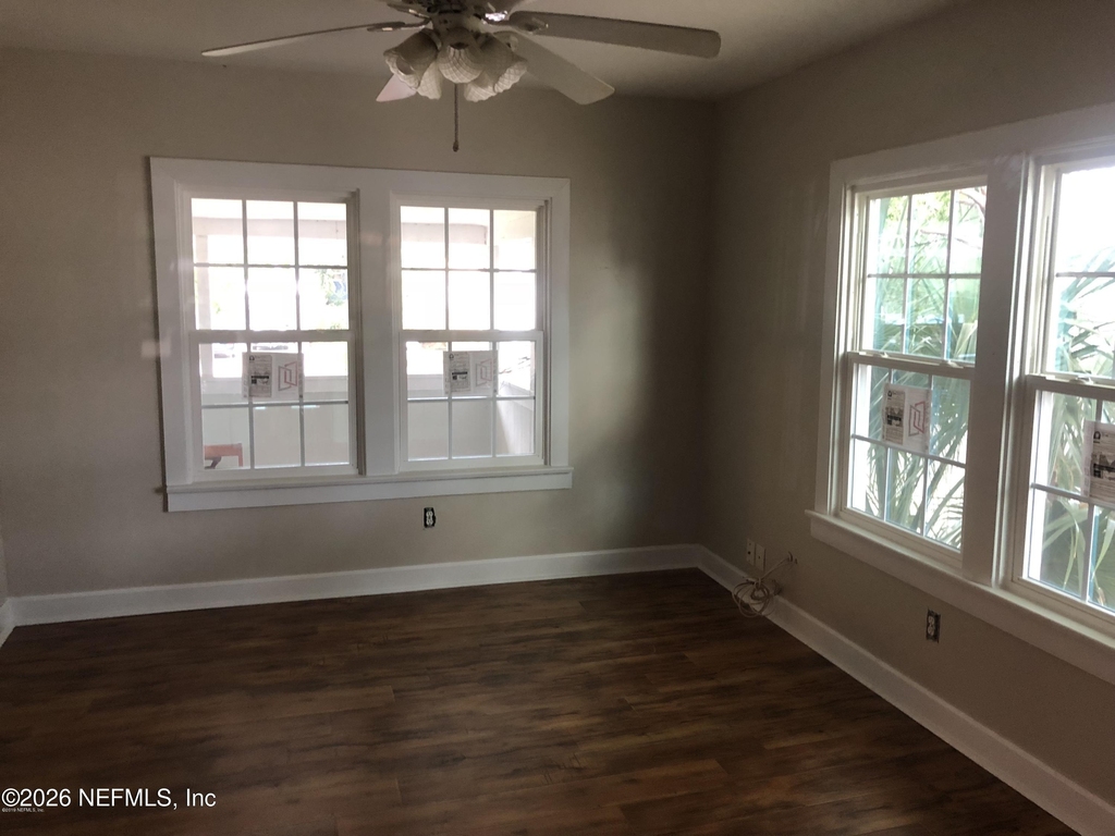 925 Phillips Street - Photo 6
