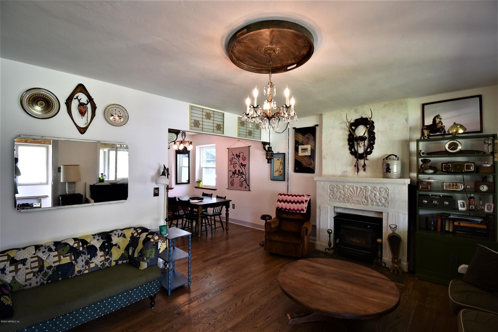 4641 Blount Avenue - Photo 5