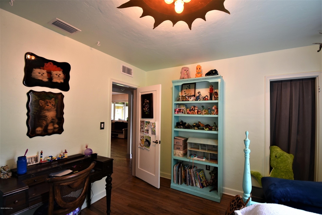 4641 Blount Avenue - Photo 17