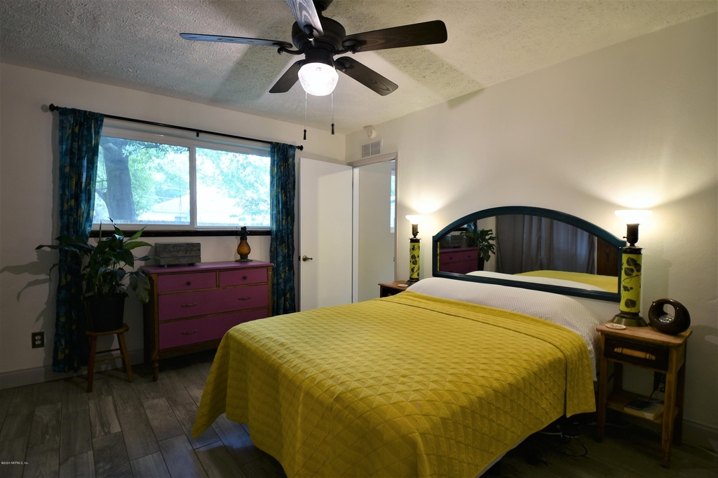 4641 Blount Avenue - Photo 14