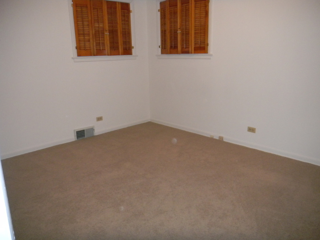 9054 Bennett Avenue - Photo 7