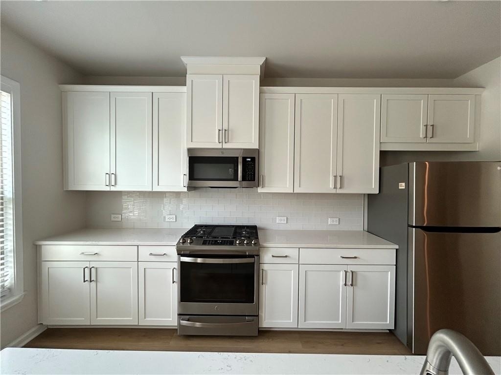 3715 Davis Circle - Photo 2