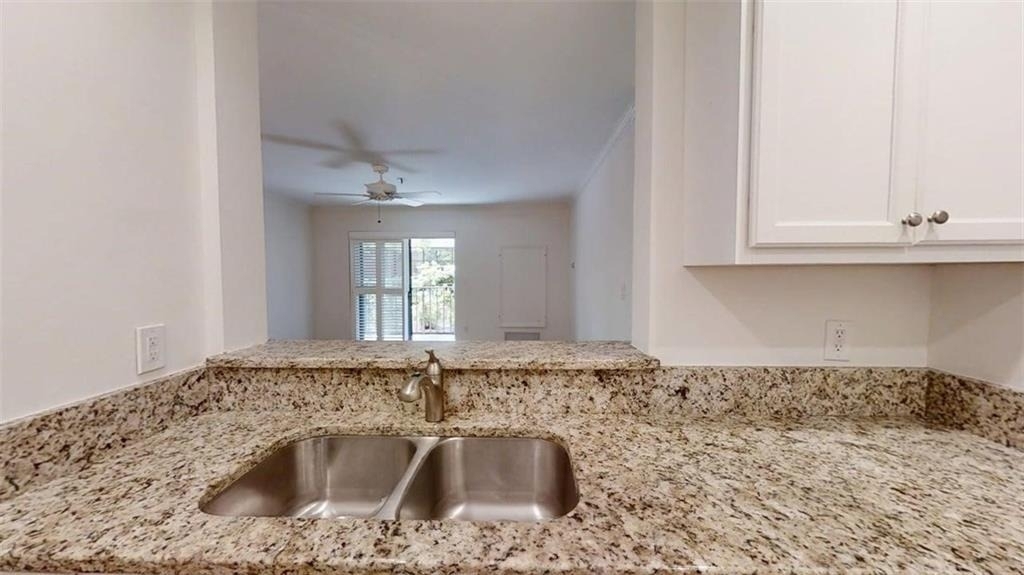300 Johnson Ferry Road Ne - Photo 9