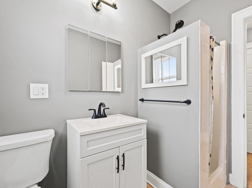 7649 S Yates Boulevard - Photo 15