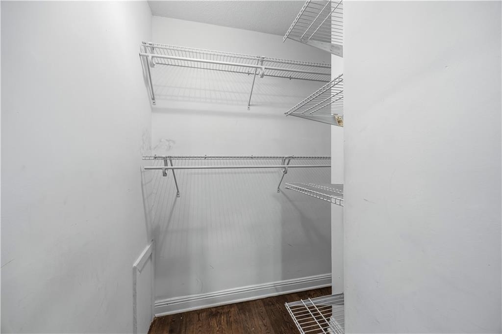 21 Delmont Drive Ne - Photo 10