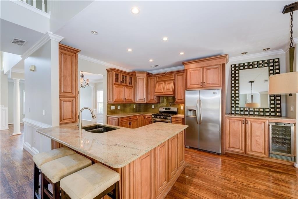 2020 Chelton Way Se - Photo 6