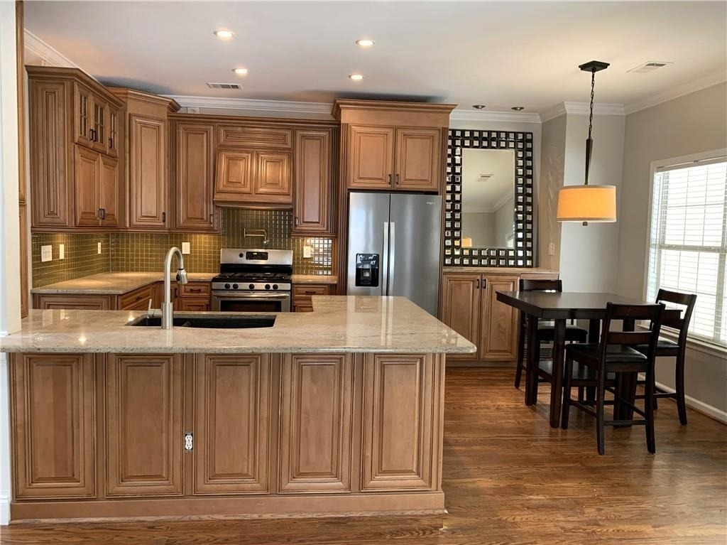 2020 Chelton Way Se - Photo 7
