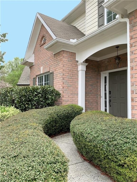 2020 Chelton Way Se - Photo 2