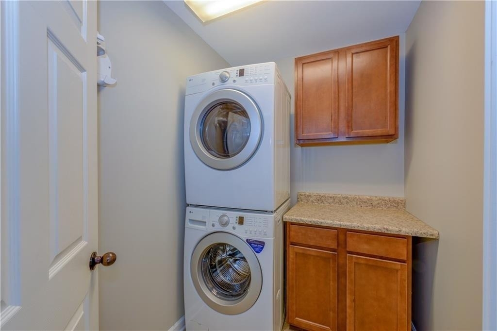2020 Chelton Way Se - Photo 29
