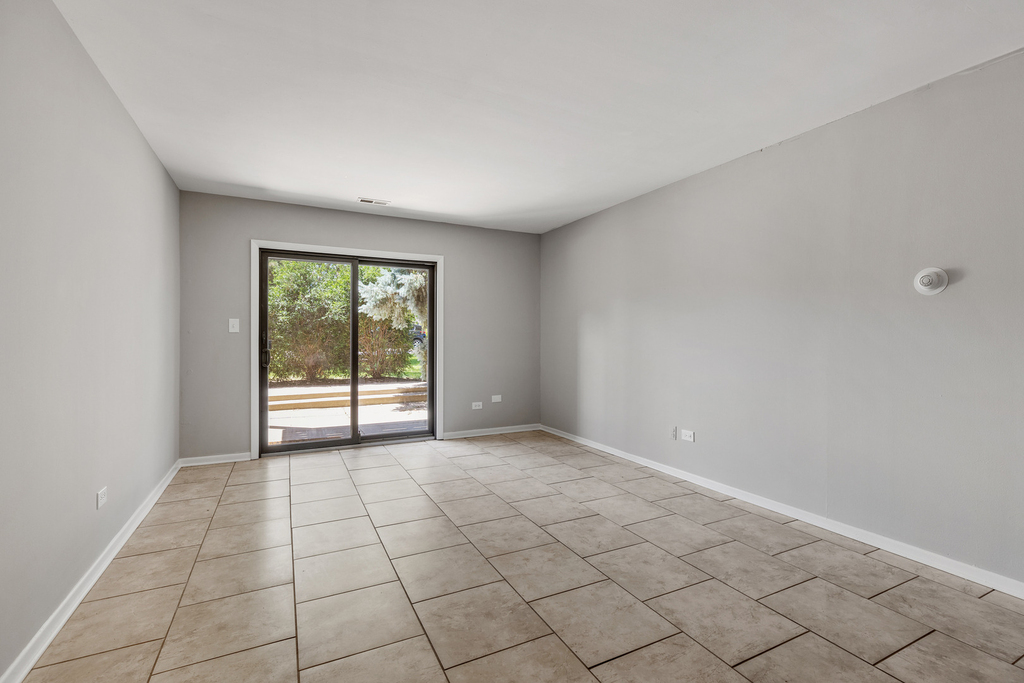 1444 Stonebridge Circle - Photo 6