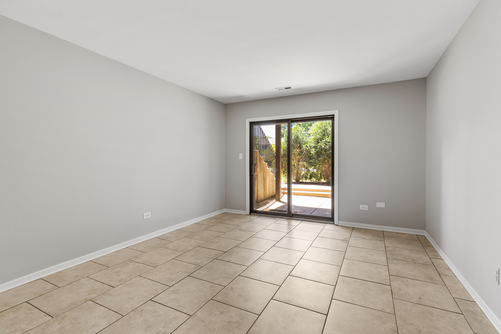 1444 Stonebridge Circle - Photo 7