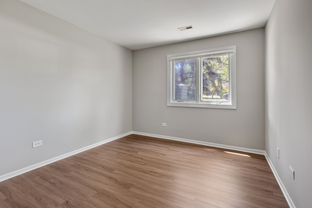 1444 Stonebridge Circle - Photo 10