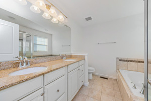 212 Commerce Street E - Photo 8