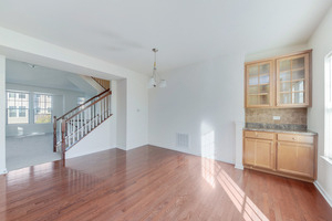 212 Commerce Street E - Photo 3