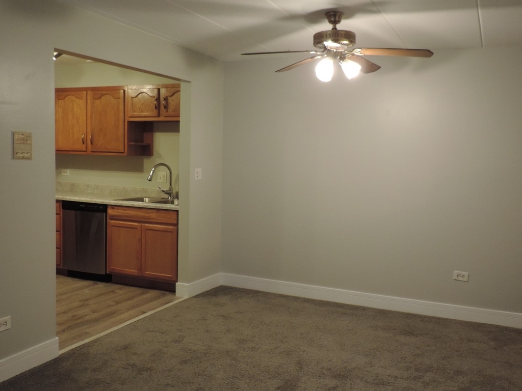 204 E Bailey Road - Photo 10