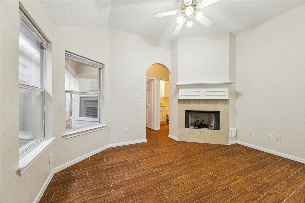 2806 Crescent Star Road - Photo 4