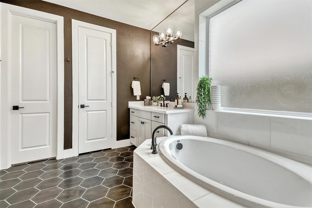 29703 Bur Creek Lane - Photo 16