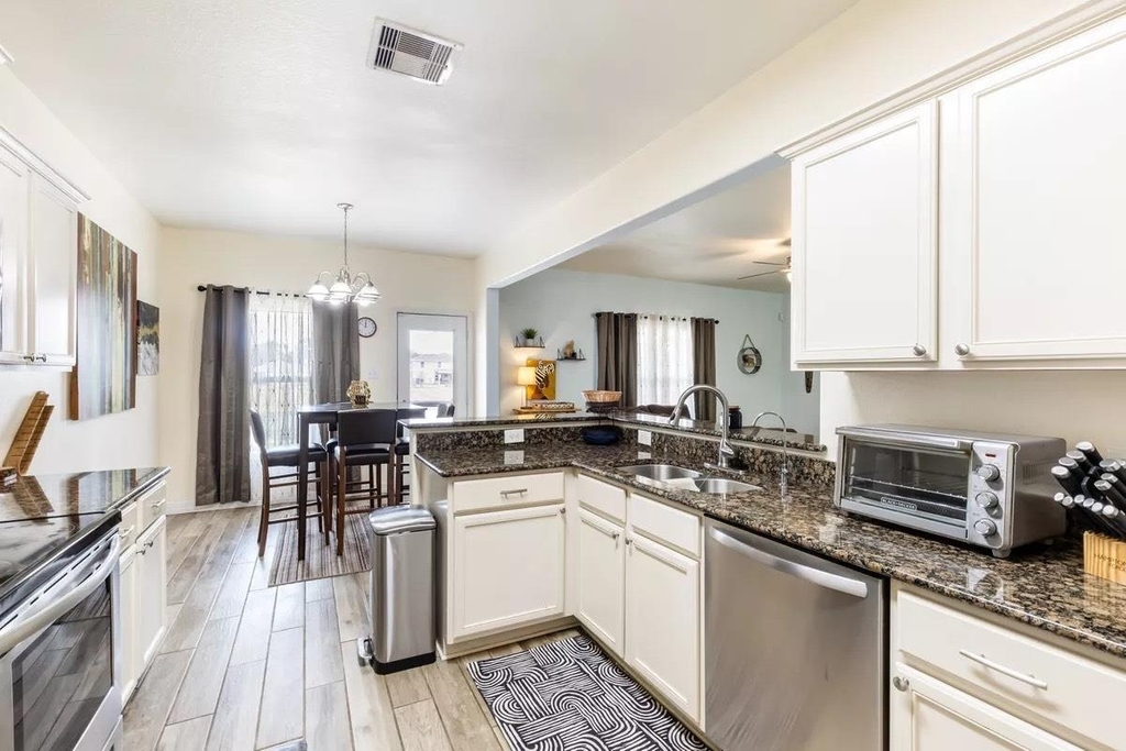 30915 E Lost Creek Boulevard - Photo 5