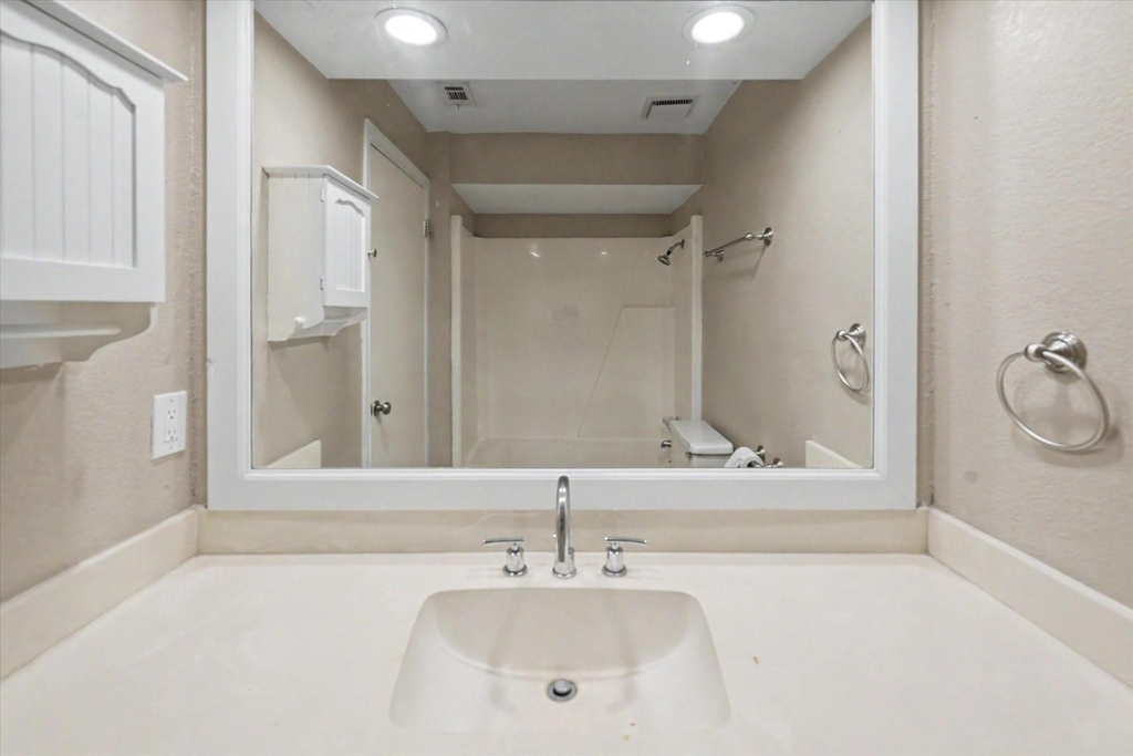 800 N San Jacinto - Photo 36