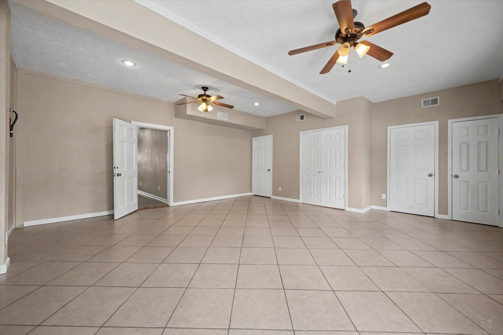 800 N San Jacinto - Photo 27