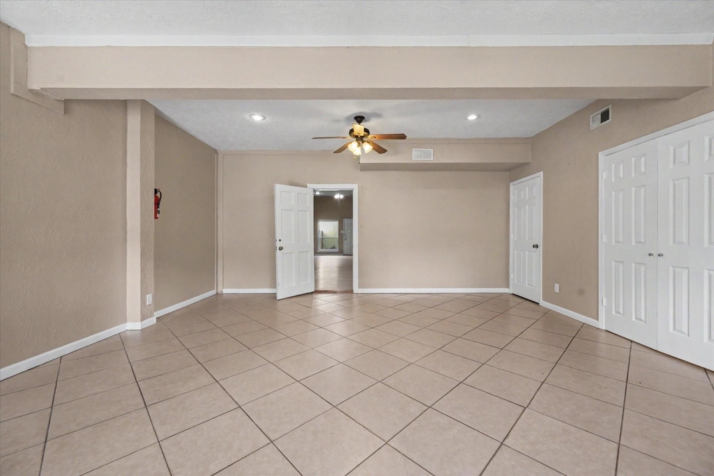 800 N San Jacinto - Photo 26