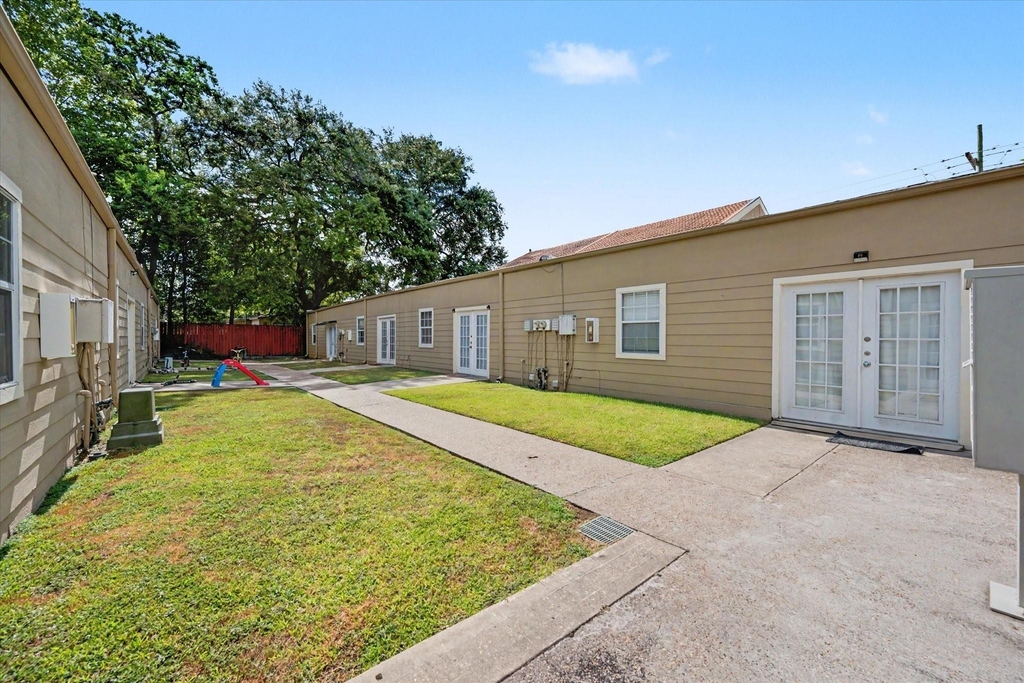 800 N San Jacinto - Photo 42