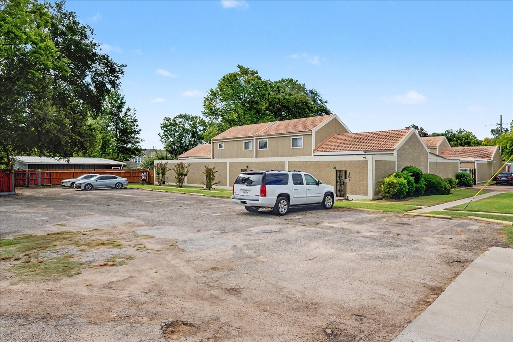 800 N San Jacinto - Photo 46